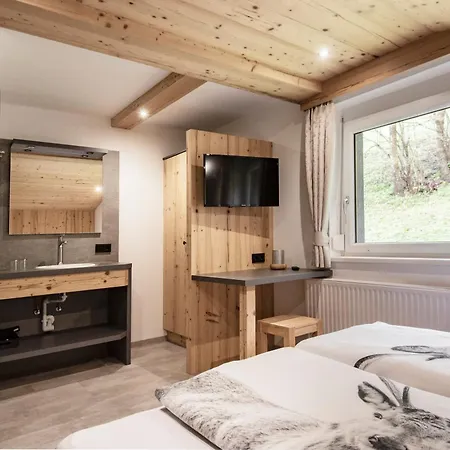 Beim Untertimmeltaler Apartment Matrei in Osttirol Room photo